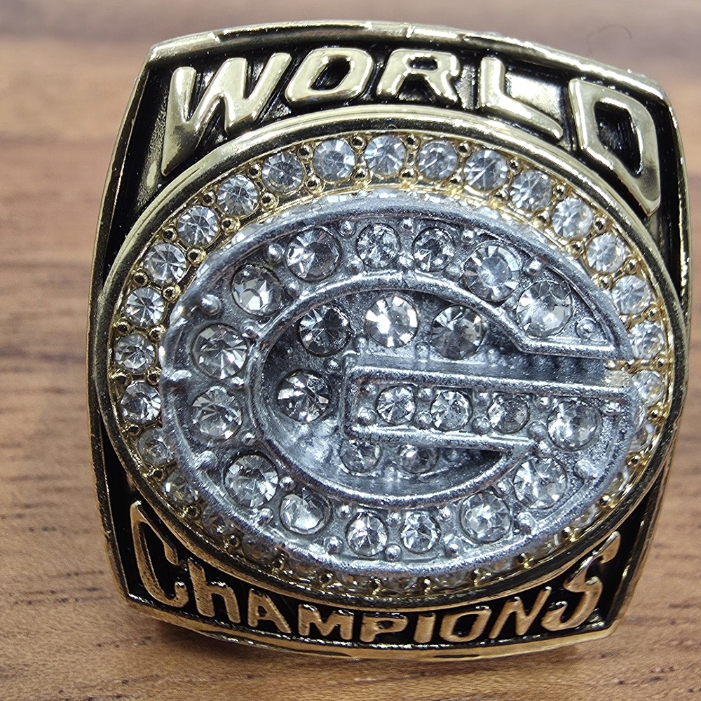 Green Bay Packers Fan Edition 1996 Ring Size 11